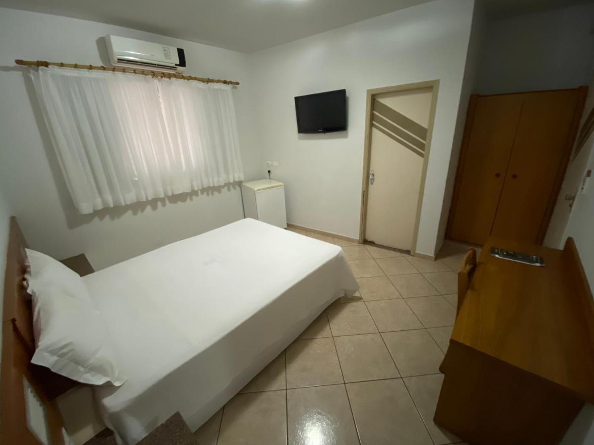 Onix Hotel Assis Exterior foto