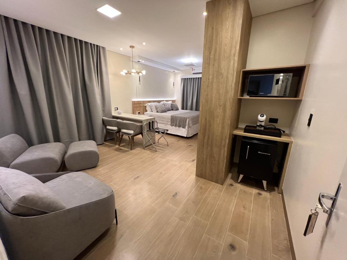 Onix Hotel Assis Exterior foto