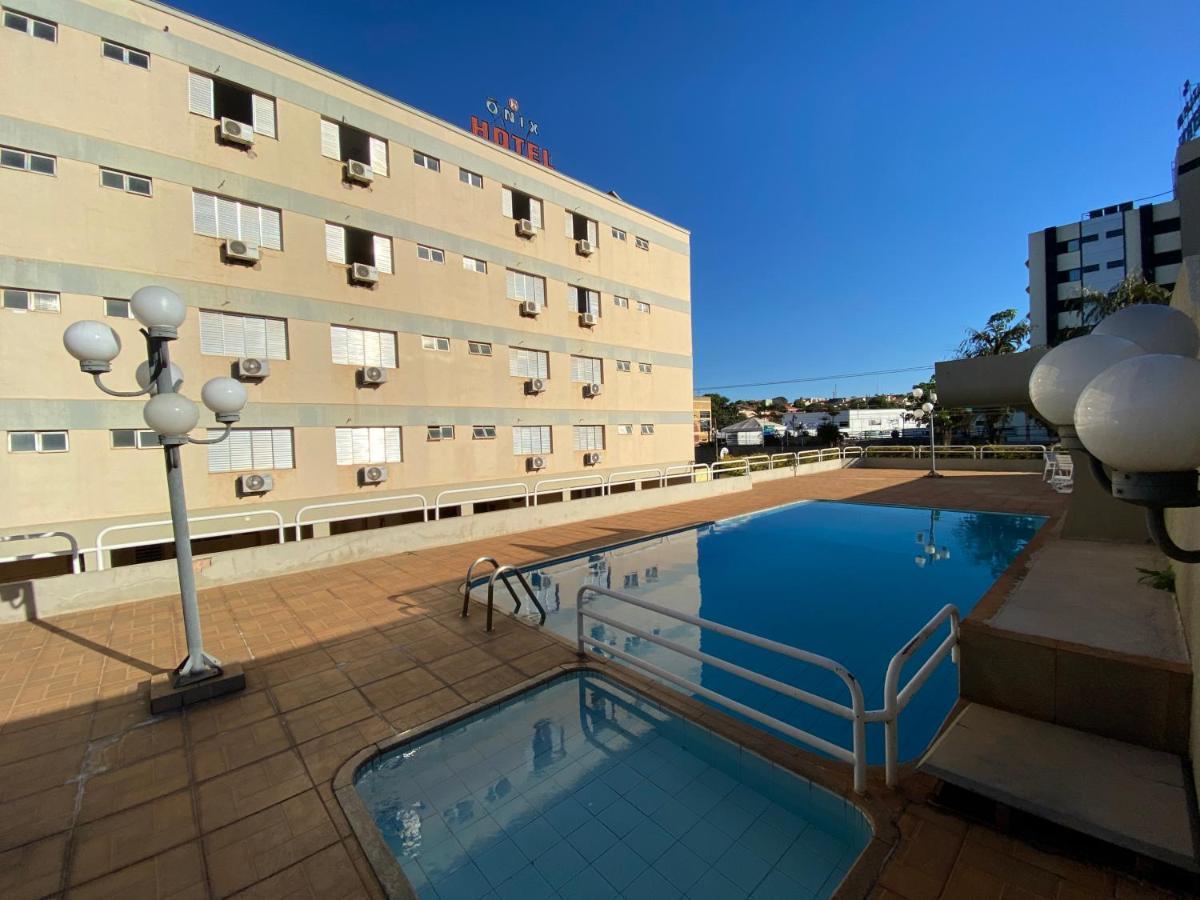 Onix Hotel Assis Exterior foto